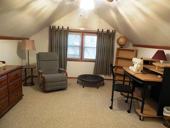 4th Bedroom, 2nd floor