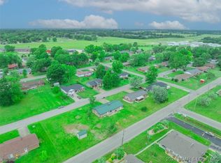 El Donna Ave, Eldon, MO 65026