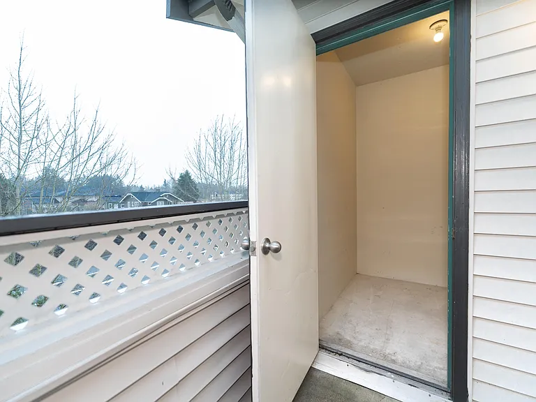 1 Bed 1 Bath Standard - 707 Sq Ft 1 Bed 1 Bath Standard - 707 Sq Ft