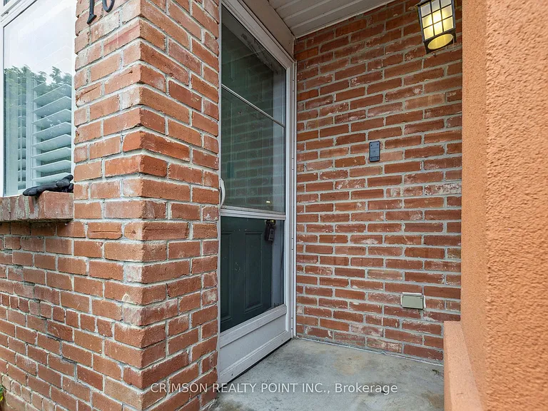 111 Grey St #105 — Photo 11