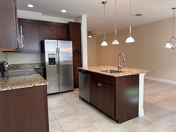 5th image of 15831 Portofino Springs Blvd