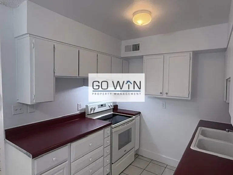 68 W Southern Ave — Photo 1
