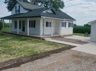 69600 Sycamore Rd, Walkerton, IN 46574
