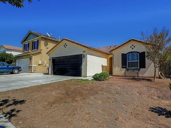 4th image of 646 Luna Way