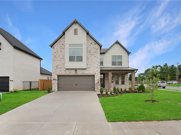 1401 W Brooks Pl, Rogers, AR 72758