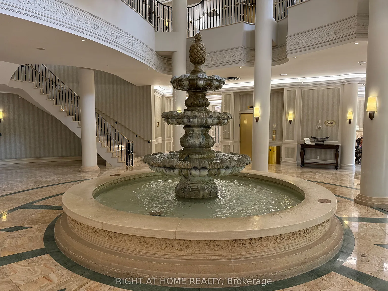 1 bed, $2,300 — Photo 3