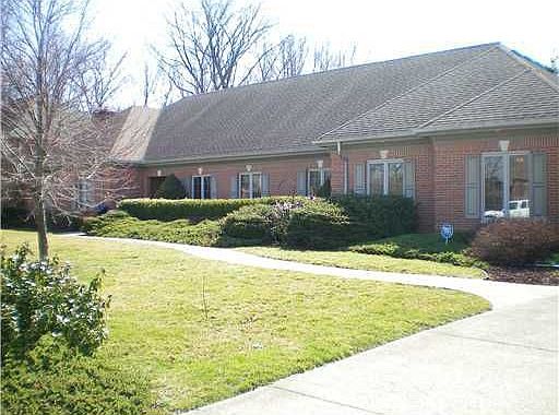 1st image of 595 Countryside Dr S