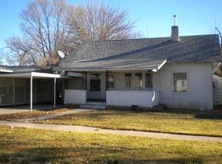 506 Custer Ave, Curtis, NE 69025