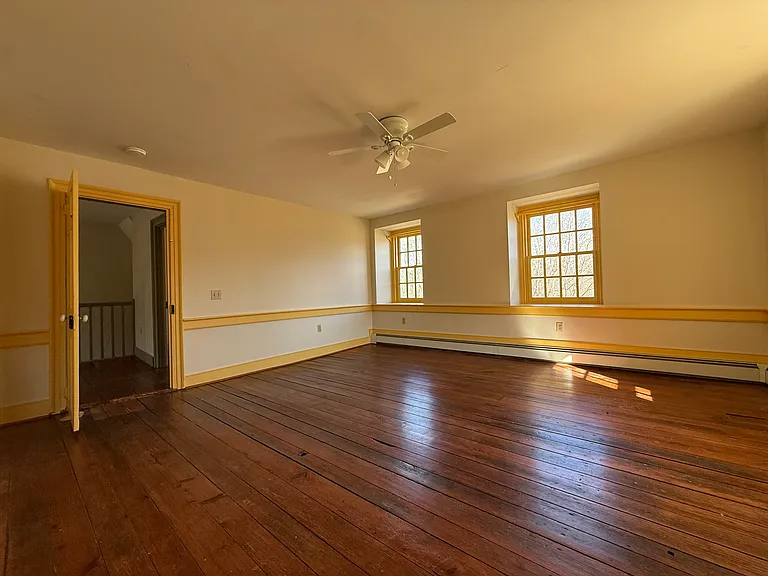 6393 Glatfelters Station Rd — Photo 14