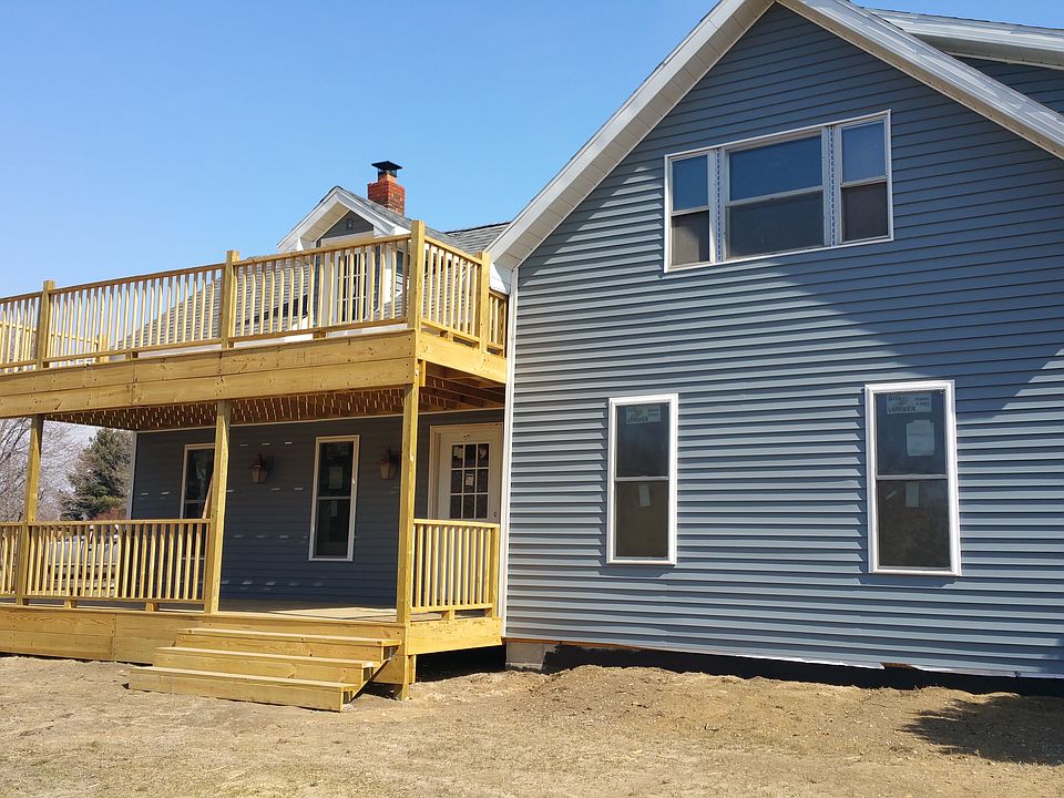 New Front View & Porch/Deck