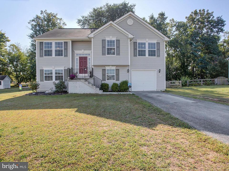 1st image of 15480 Wedgewood Dr