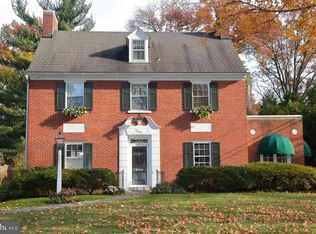 585 N School Ln, Lancaster, PA 17603
