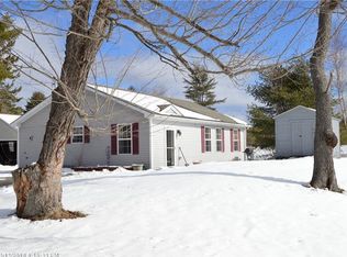37 Highland Ave, Bradley, ME 04411