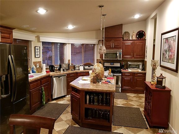 3rd image of 13803 20th Ave E #223