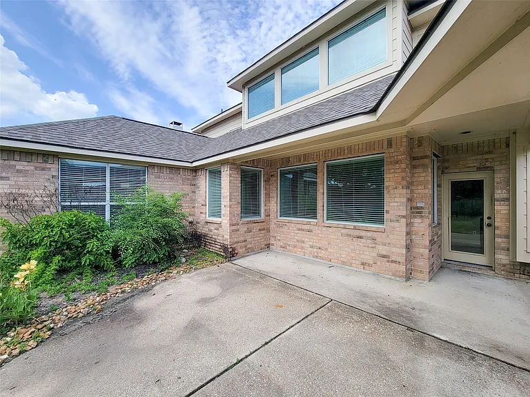 914 Ivory Ridge Ln — Photo 46