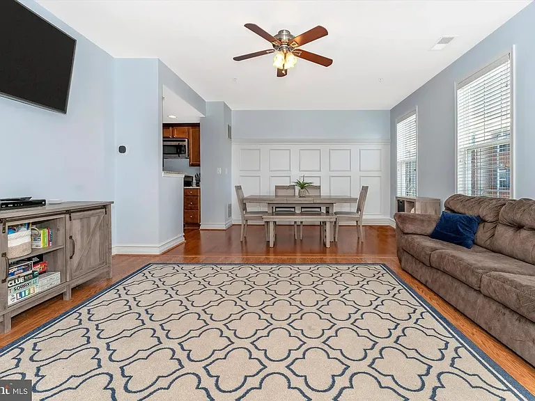 23200 Shaws Tavern Ct — Photo 9