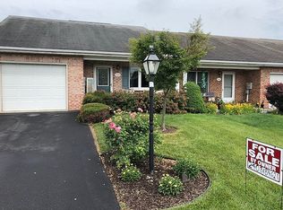 306 Winding Oak Dr, Hagerstown, MD 21740