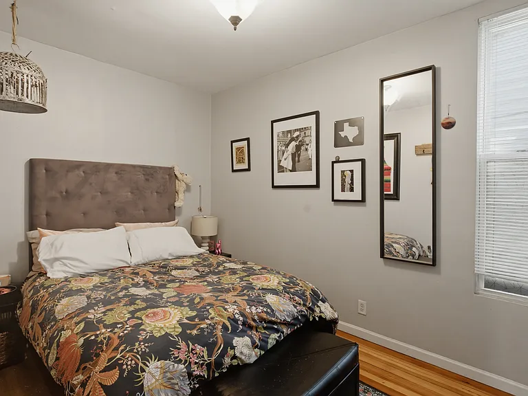 3814 N Marshfield Ave #1 — Photo 8