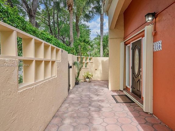 4th image of 20937 Bay Ct #1151