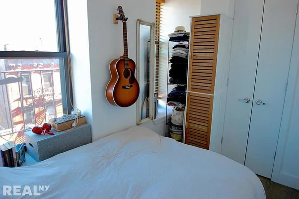 Rented by REAL New York | media 45