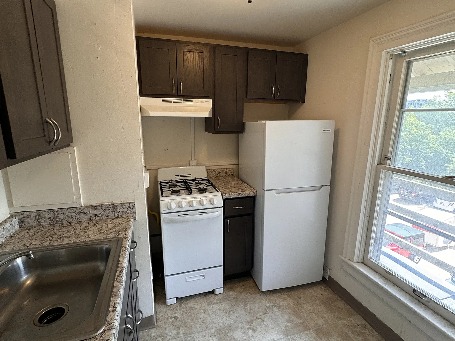 121 East Gorham Street - Unit 4 — Photo 2
