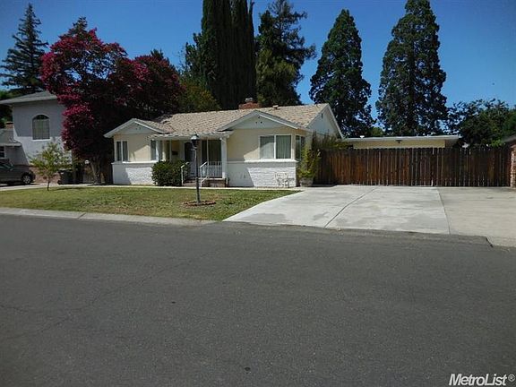 3rd image of 1639 W El Camino Ave