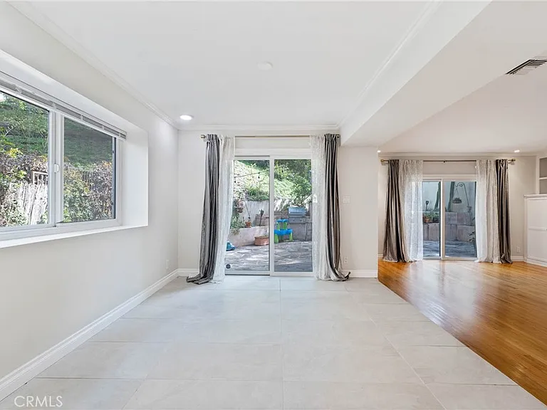 4208 Morro Dr — Photo 10