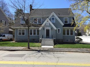 8 Neighborhood Rd, Swampscott, MA 01907