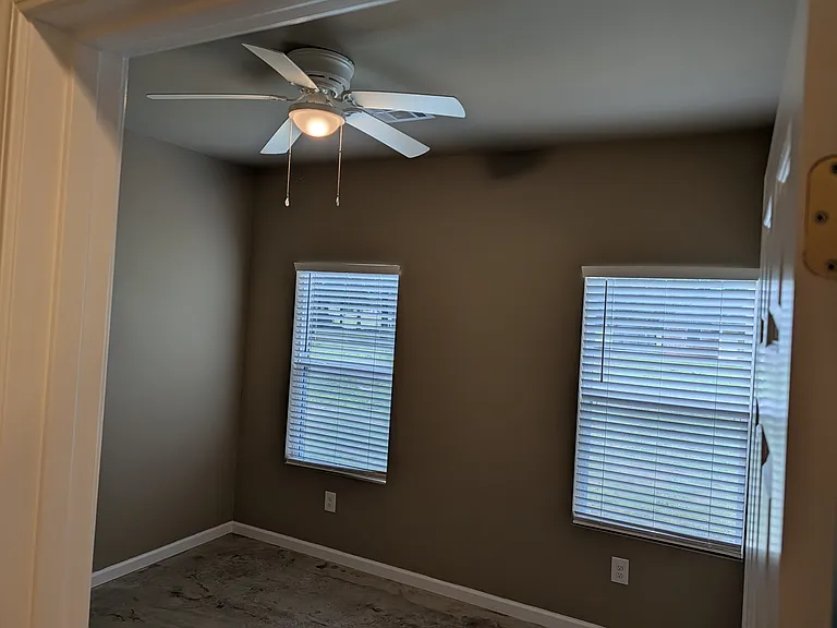 402 Marcia Ave — Photo 14