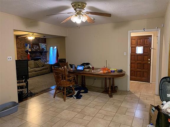 5th image of 202 Gardenia Cir
