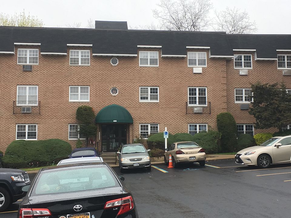 1st image of 400 Maryland Ave