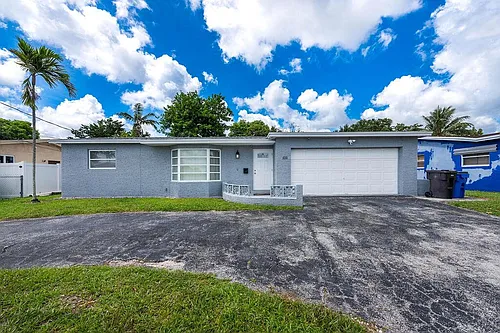 3400 NW 39th Ave Photo 1