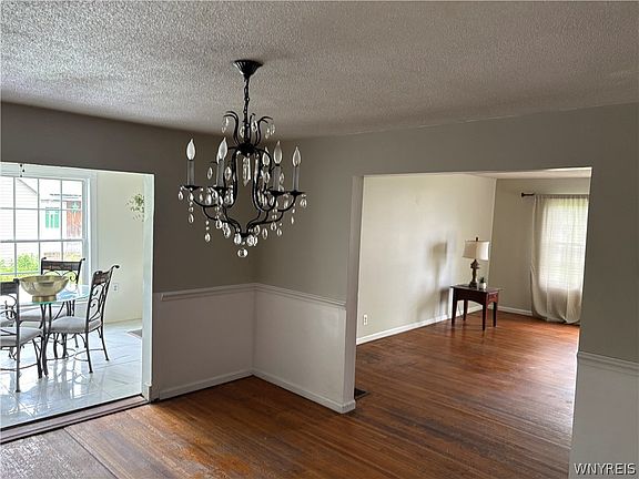 5th image of 2310 Bowen Rd