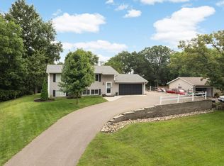 26625 Woodcrest Dr, Elko New Market, MN 55020