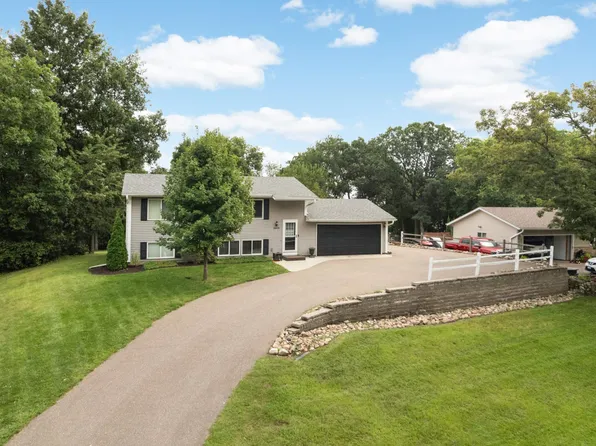 26625 Woodcrest Dr, Elko New Market, MN 55020