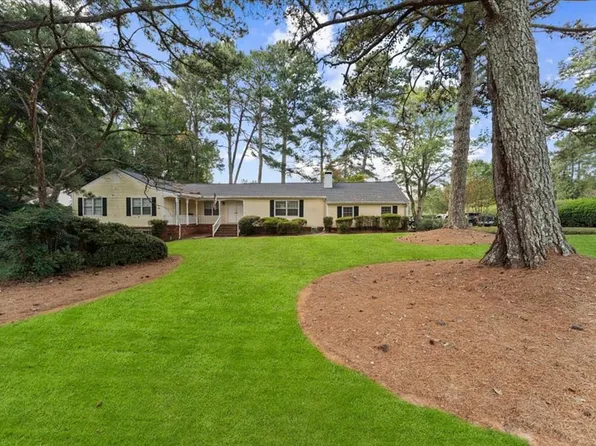 595 Hembree Rd, Roswell, GA 30076