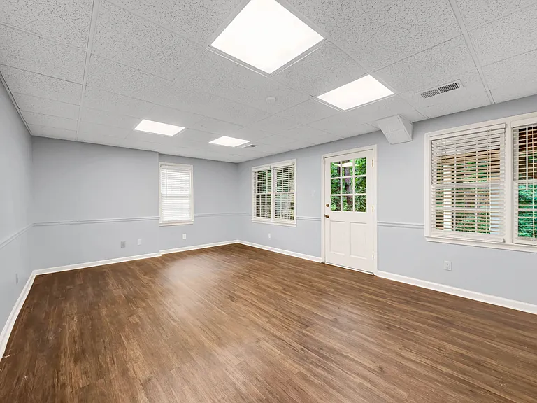 8870 Glen Ferry Dr — Photo 14