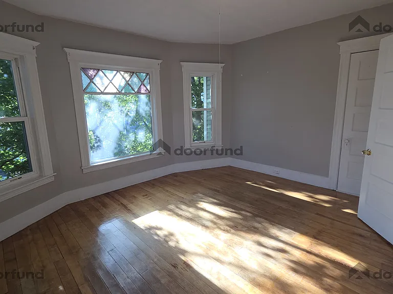 41 Freeland St #3 — Photo 11