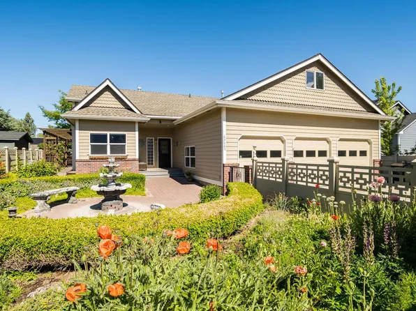 63463 Phoenix Way, Bend, OR 97701