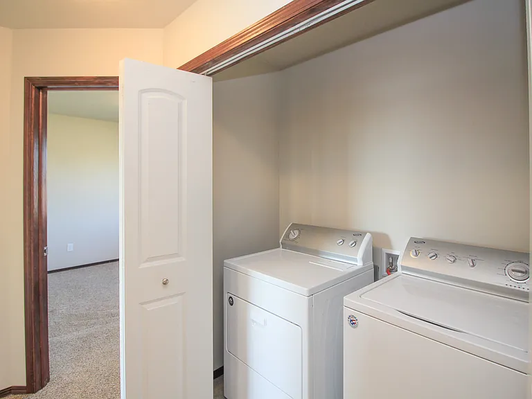 1013 Tanner Ct — Photo 18