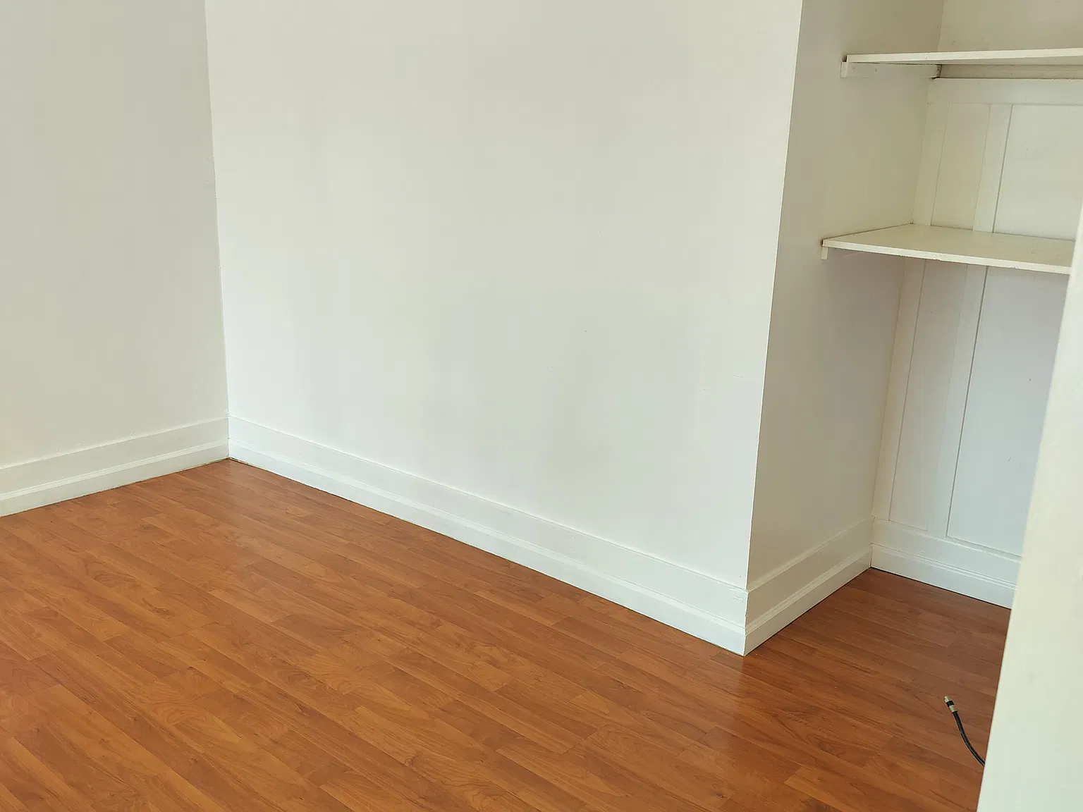 Studio, 300 sqft, $1,600 — Photo 3
