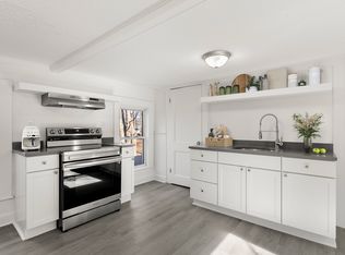 38 Forest St FLOOR 2, Danvers, MA 01923