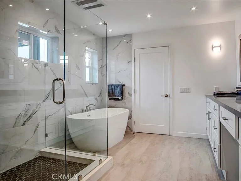4124 Barrett Rd — Photo 33
