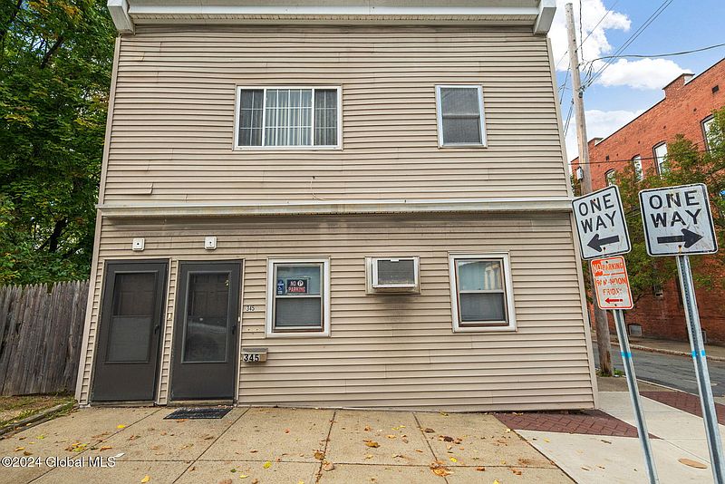 4th image of 345-349 4th Street