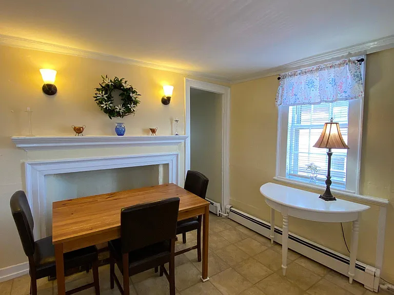 61 Middle St #2 — Photo 7