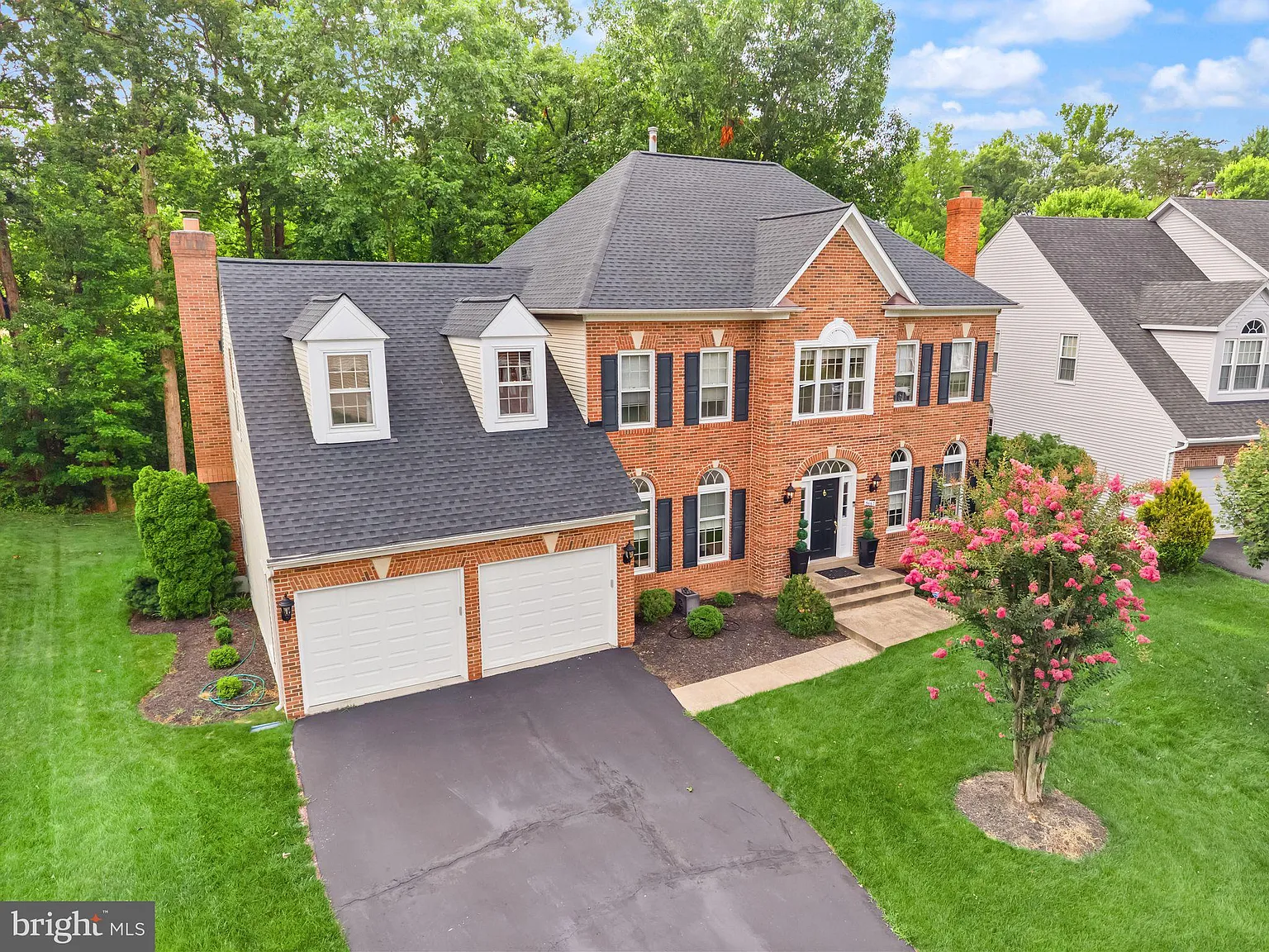4 bed, 2.5 bath, 3086 sqft, $4,800 — Photo 3