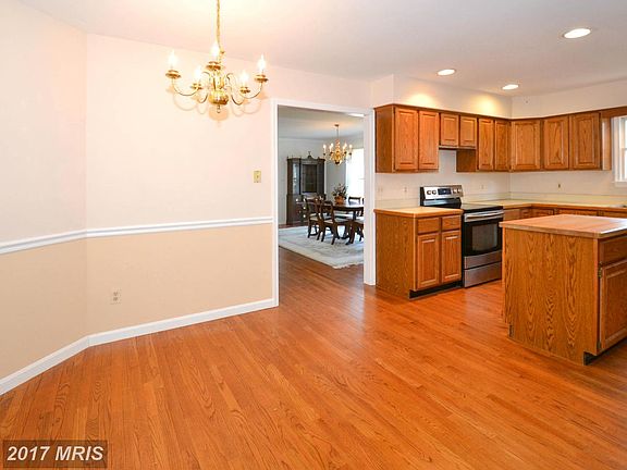 5th image of 150 Island View Dr