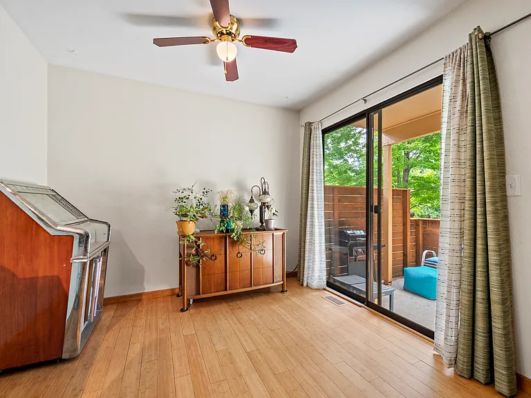 3048 Fulton Cir — Photo 11