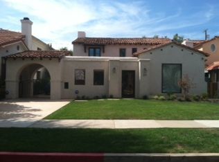 237 El Camino Dr, Beverly Hills, CA 90212