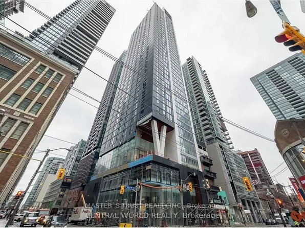 357 King St W #2002, Toronto, ON M5V 0S7